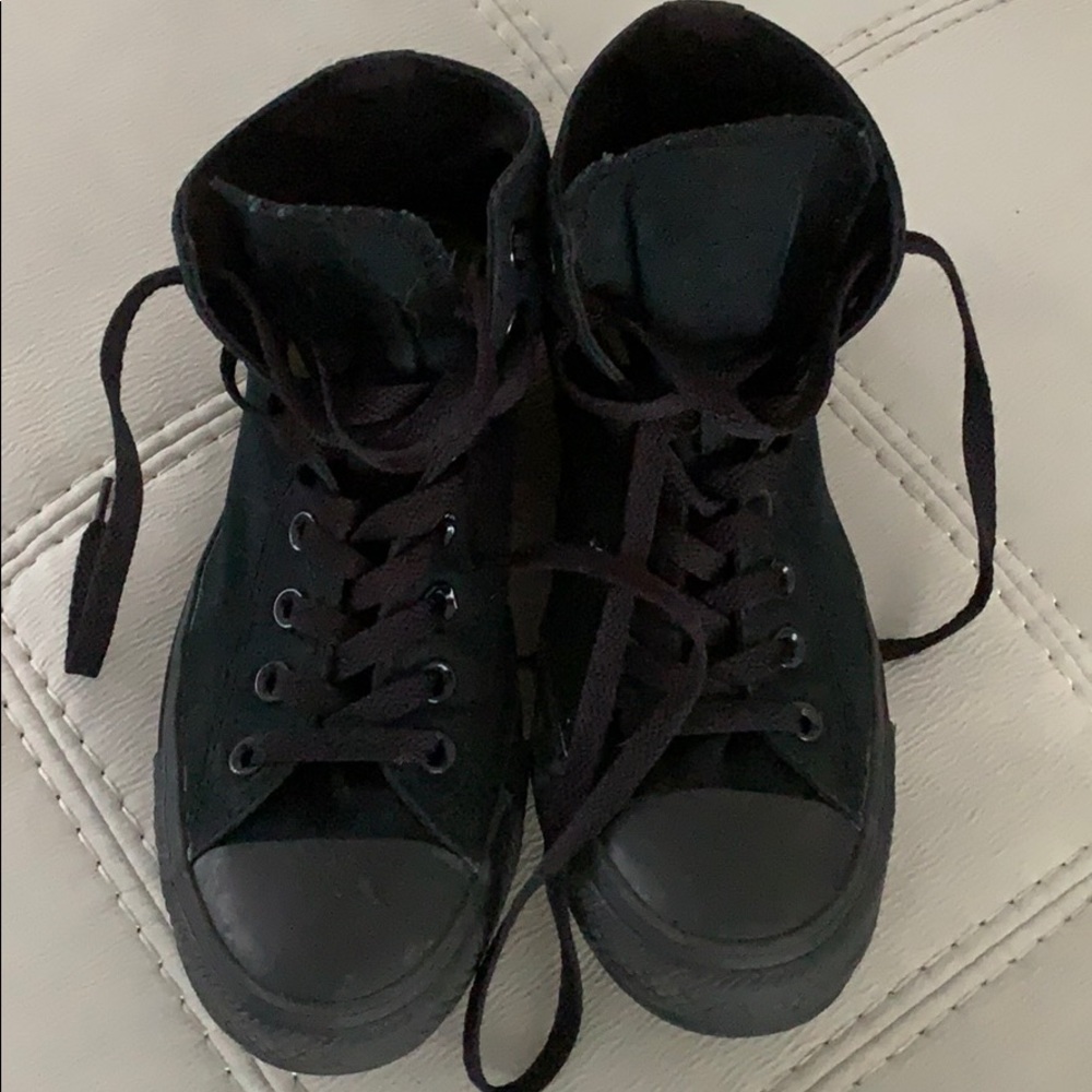 CONVERSE sneakers  BLACK HIGH TOP m/7 w/9 Unisex